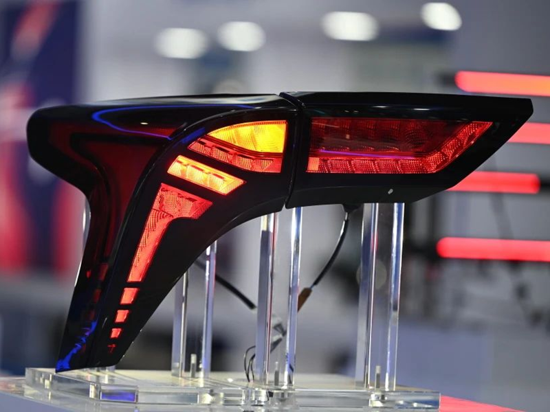 ��߸AYA��̶���β��